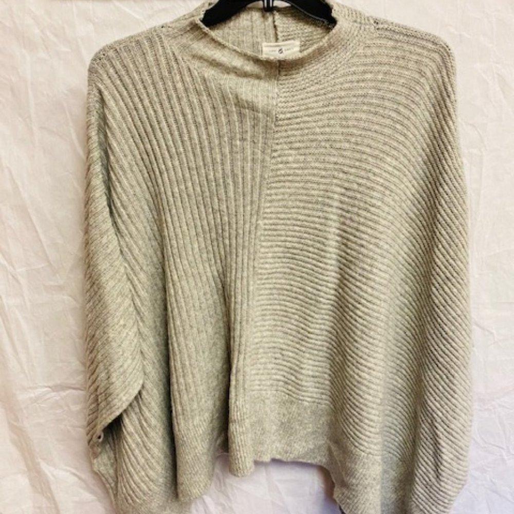 Lou & Grey Sweater Poncho Size XS/S